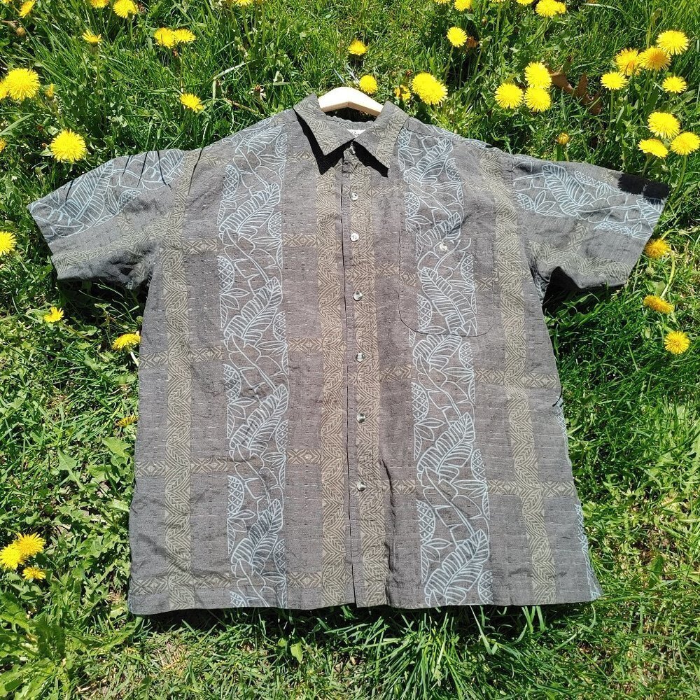 FUN Tropical Camo Print Button Down Short Sleeve Blouse Men's Large